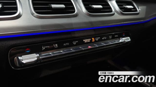 Mercedes-Benz GLE-Class 2019 — Photo 26/31