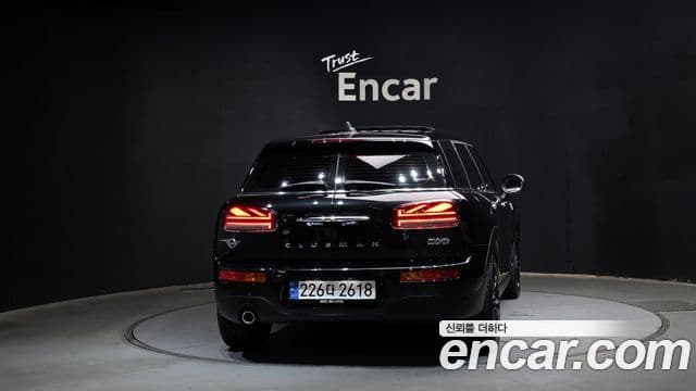 Mini Cooper Clubman 2024 — ფოტო 4/20