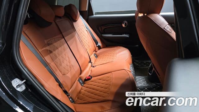 Mini Cooper Clubman 2024 — ფოტო 11/20