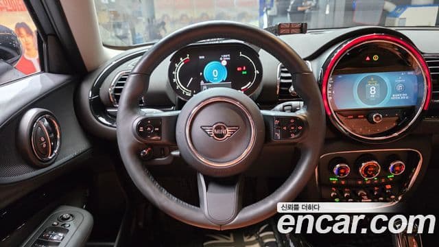 Mini Cooper Clubman 2024 — ფოტო 13/20