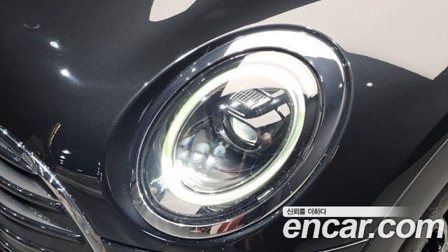 Mini Cooper Clubman 2024 — Photo 26/30