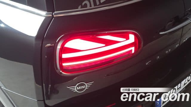 Mini Cooper Clubman 2024 — Photo 29/30