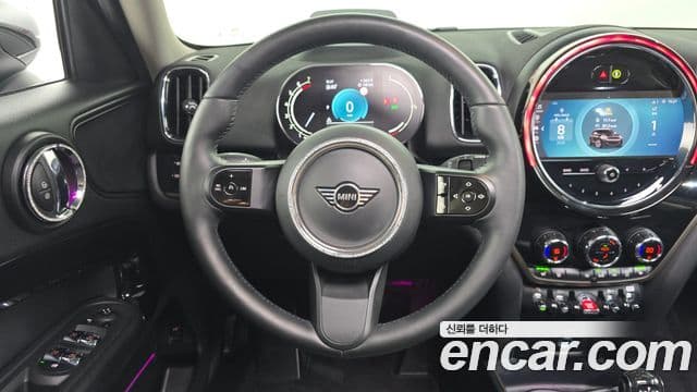 Mini Cooper Countryman 2023 — ფოტო 13/20
