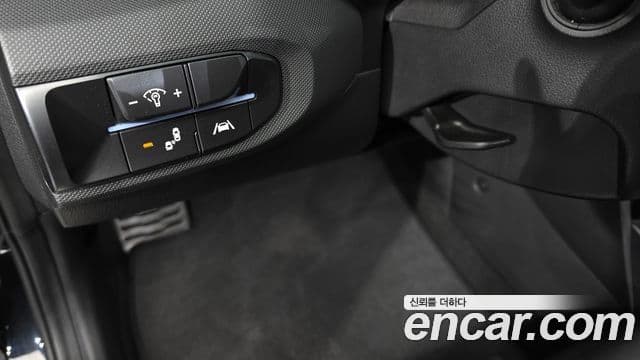 Hyundai Veloster 2021 — Şəkil 17/20