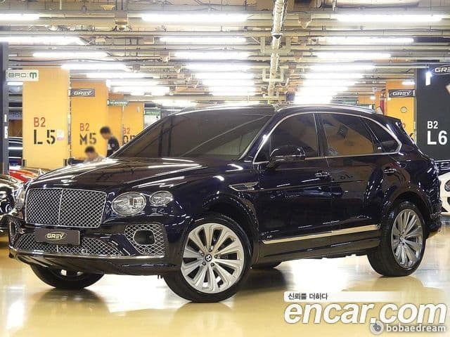 Bentley Bentayga 2022 — Photo 11/20