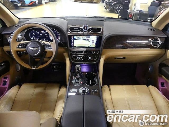 Bentley Bentayga 2022 — Photo 14/20