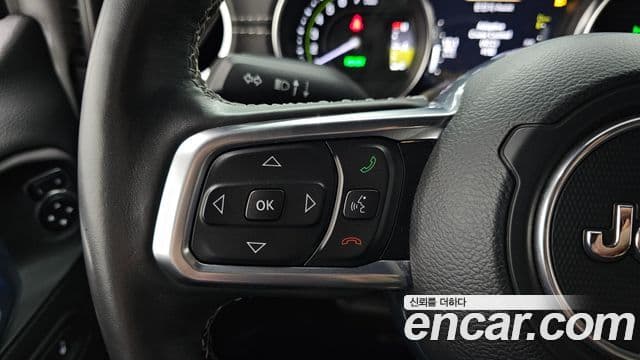 Jeep Wrangler 2021 — Şəkil 18/20