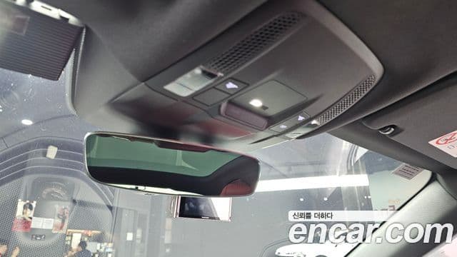 Porsche Taycan 2023 — ფოტო 4/38