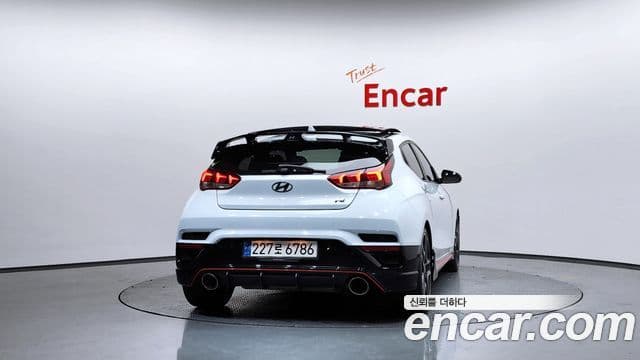 Hyundai Veloster 2018 — Фото 4/20
