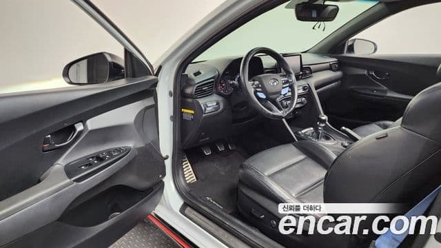 Hyundai Veloster 2018 — Фото 10/20
