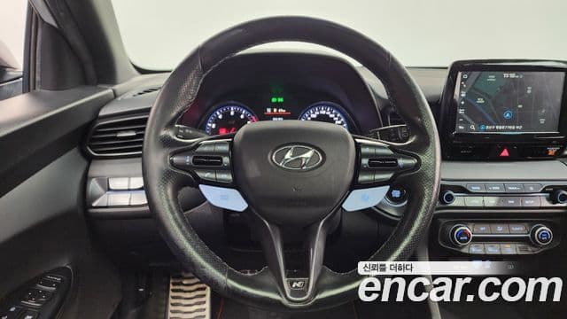 Hyundai Veloster 2018 — Фото 13/20
