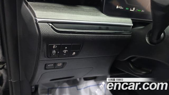 Kia K5 2024 — ფოტო 14/20