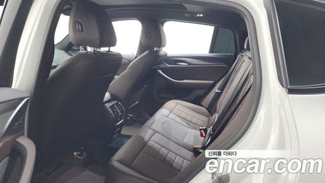 BMW X4 2025 — Photo 8/20