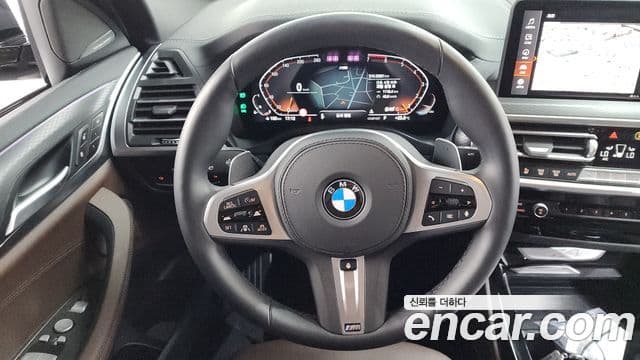BMW X4 2025 — Photo 19/20