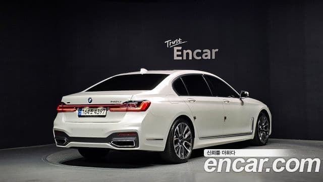 BMW 7 Series 2022 — ფოტო 2/20