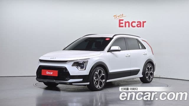 Kia Niro 2022 — Фото 9/20