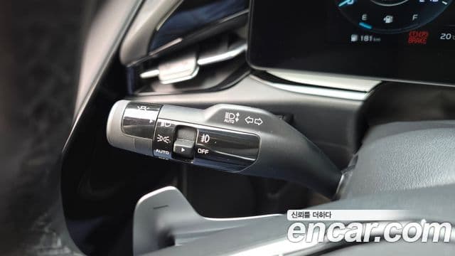 Kia Niro 2022 — Фото 15/20