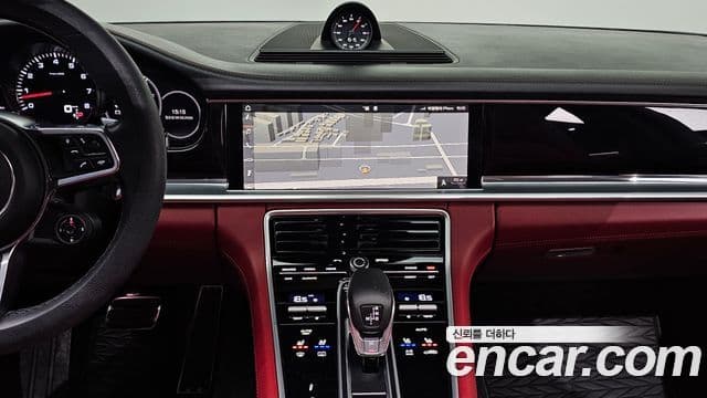Porsche Panamera 2018 — Şəkil 11/20