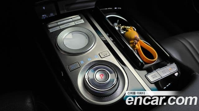 Genesis Electrified G80 2020 — ფოტო 9/20