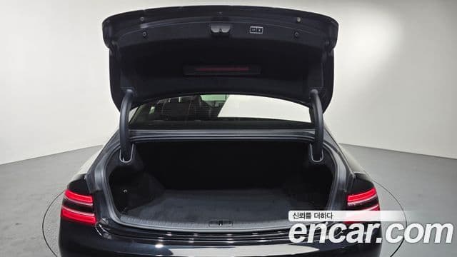Genesis Electrified G80 2020 — ფოტო 18/20