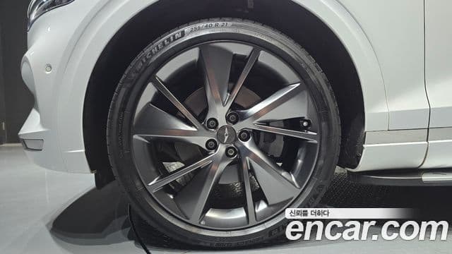Genesis GV70 2021 — Şəkil 5/20
