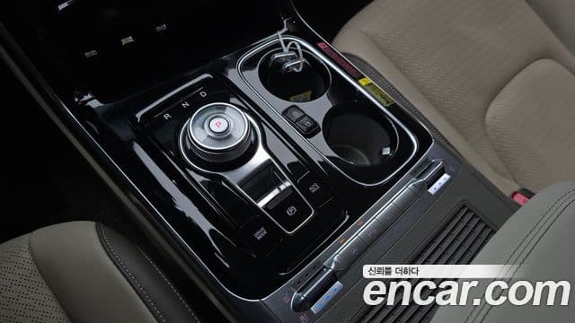 Kia Carnival 2022 — Şəkil 9/20