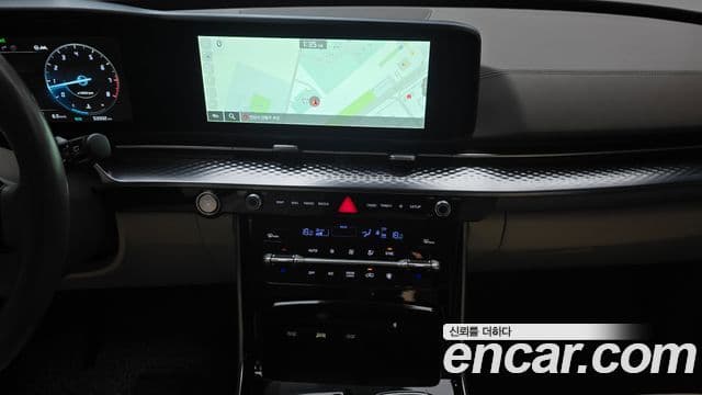 Kia Carnival 2022 — Şəkil 19/20