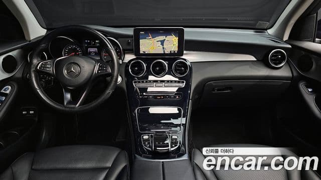 Mercedes-Benz GLC-Class 2018 — ფოტო 9/20