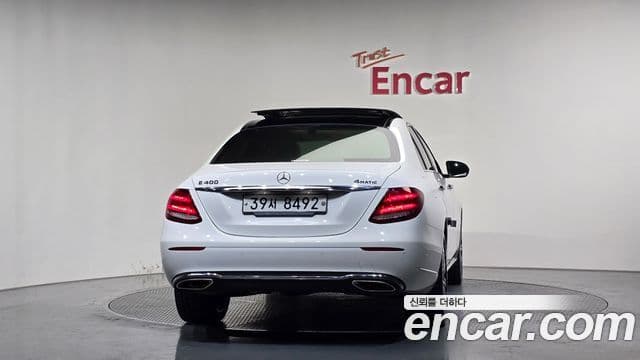 Mercedes-Benz E-Class 2018 — Фото 4/20
