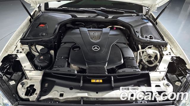 Mercedes-Benz E-Class 2018 — Фото 6/20