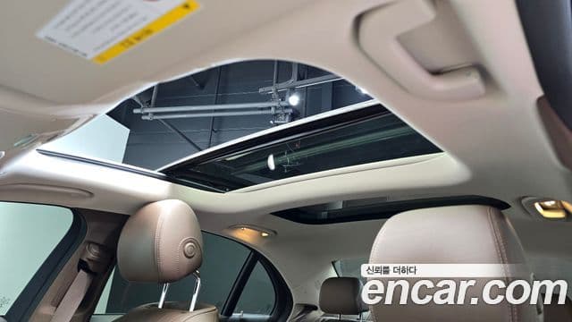 Mercedes-Benz E-Class 2018 — Фото 16/20