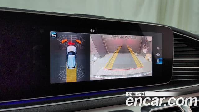 Mercedes-Benz GLE-Class 2020 — Photo 18/20