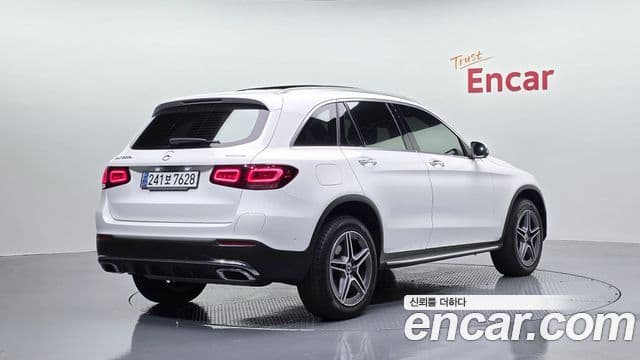 Mercedes-Benz GLC-Class 2022 — ფოტო 2/20