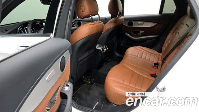 Mercedes-Benz GLC-Class 2022 — ფოტო 12/20