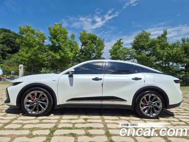 Toyota Crown Crossover 2024 — Şəkil 10/15