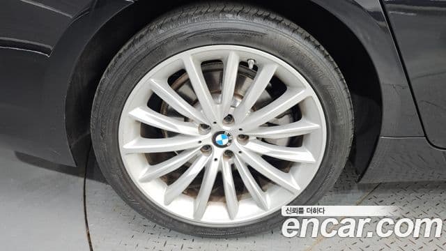 BMW 5 Series 2023 — Фото 5/20