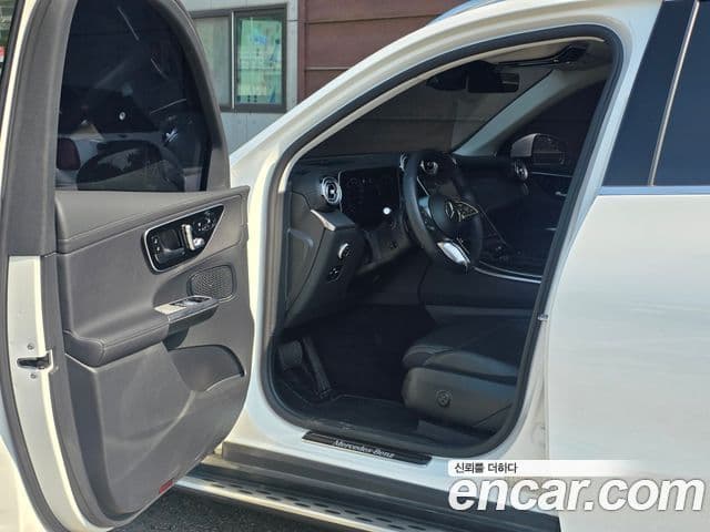 Mercedes-Benz GLC-Class 2023 — Şəkil 5/13