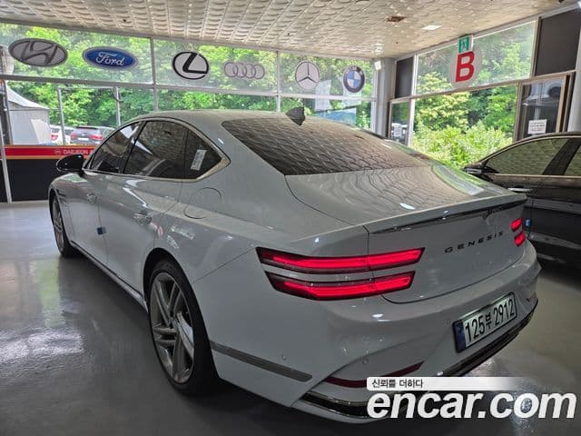Genesis Electrified G80 2026 — Şəkil 4/16