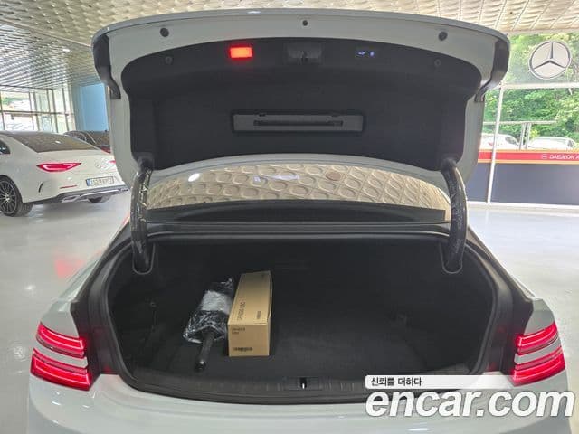 Genesis Electrified G80 2026 — Şəkil 6/16