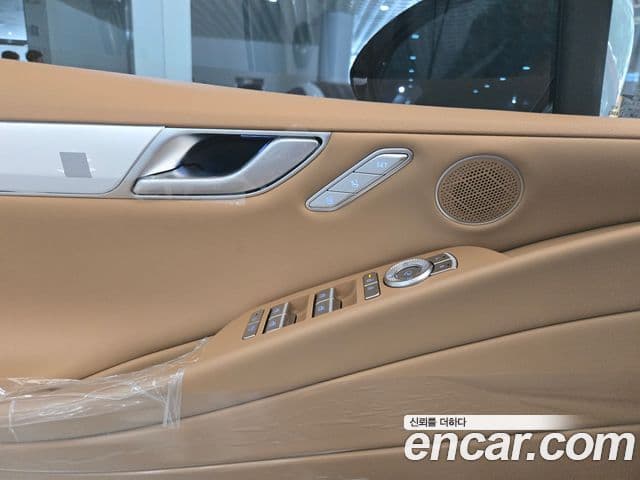 Genesis Electrified G80 2026 — Şəkil 14/16