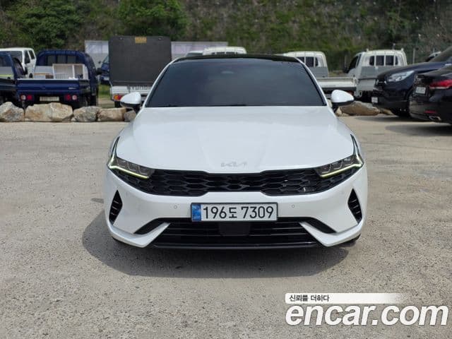 Kia K5 2022 — Şəkil 1/17