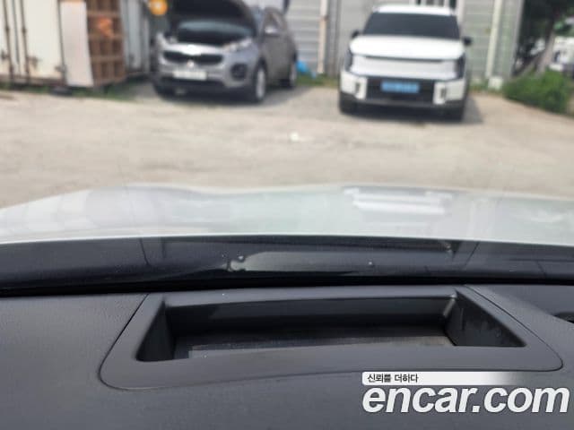 Kia K5 2022 — Şəkil 8/17