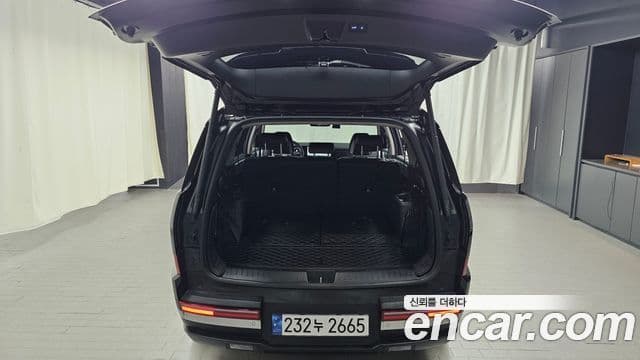 Hyundai Santa Fe 2025 — Photo 32/33