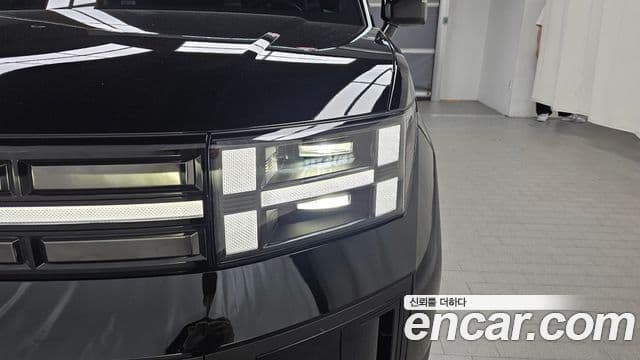 Hyundai Santa Fe 2025 — Photo 29/33