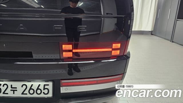Hyundai Santa Fe 2025 — Photo 7/33