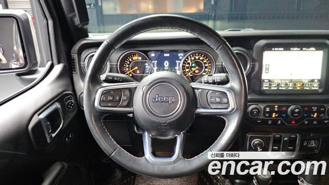 Jeep Wrangler 2020 — Şəkil 13/20