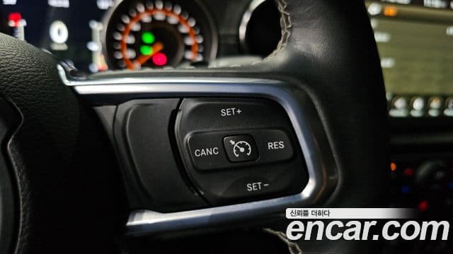Jeep Wrangler 2020 — Şəkil 15/31