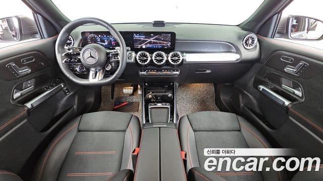 Mercedes-Benz GLB-Class 2025 — ფოტო 7/20
