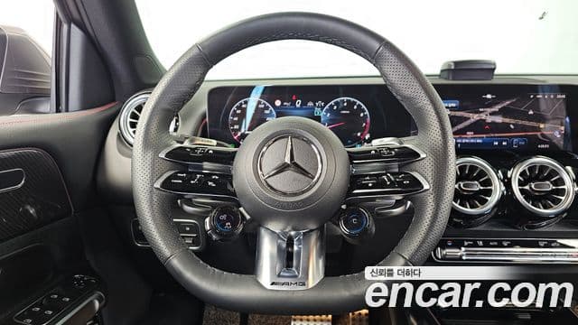 Mercedes-Benz GLB-Class 2025 — ფოტო 13/20