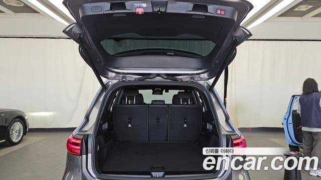 Mercedes-Benz GLB-Class 2025 — ფოტო 20/20
